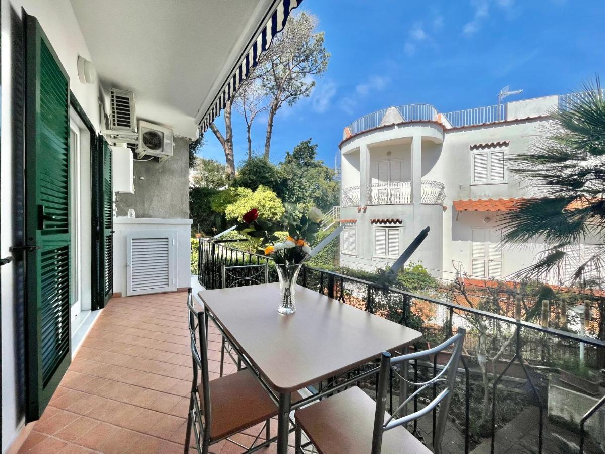 Casa Vacanze Mariafrancesca Ischia Exteriör bild